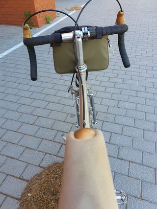 Bicicleta paseo carretera vintage