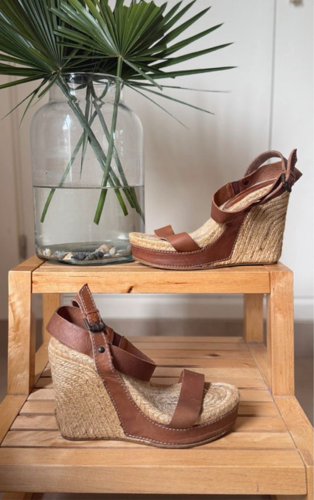 Sandalias cuña Massimo Dutti marrón 39