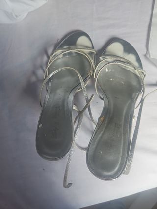 Sandalia  bastantes usadas  Ideal para bodas