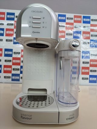 ✅ Cafetera 1470 W, 20 Bares Semiautomática Power Instant-ccino 20 Chic Serie Bianca, Para Café molido y en cápsulas, Depósito de Leche 0.7ml, Depósito de Agua 1L, Blanca Cecotec
