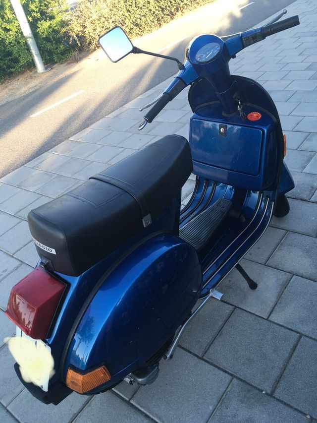 Vespa 200 PK Iris Azul 1995.