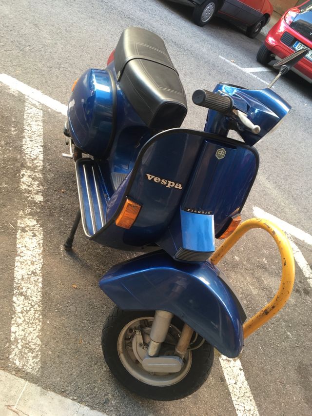 Vespa 200 PK Iris Azul 1995.