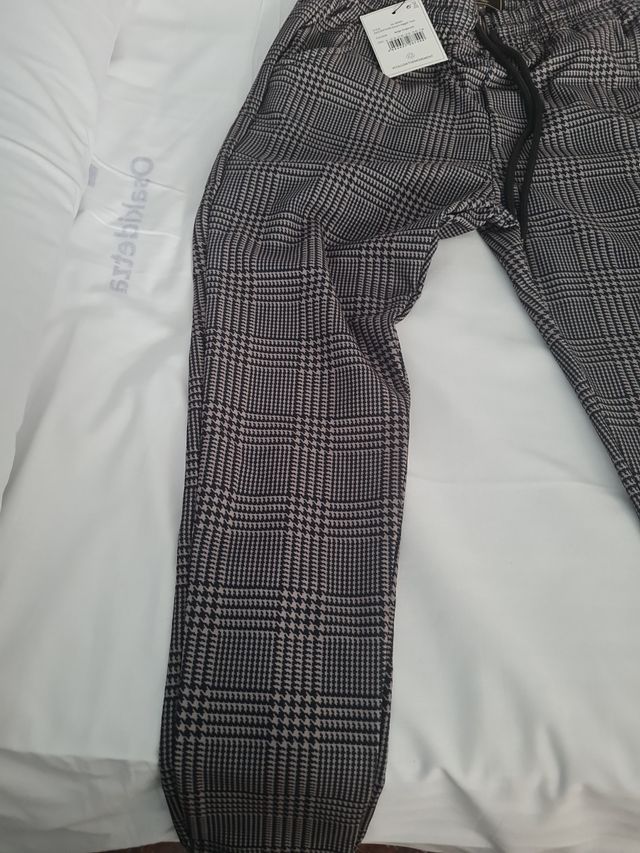 Pantalones Siksilk - Gris y Negro