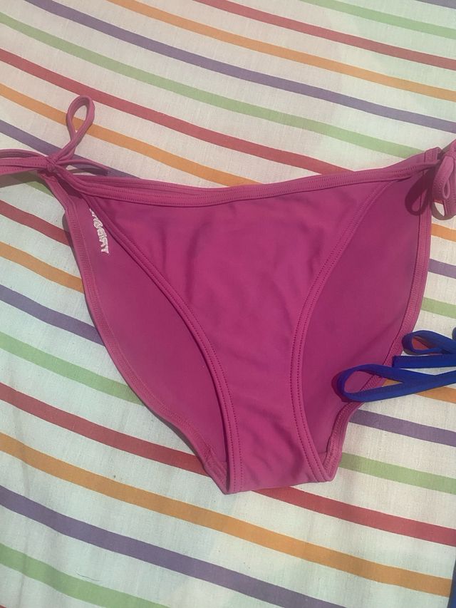 Lote 1 bikini rayas y 2 braguitas T36/38