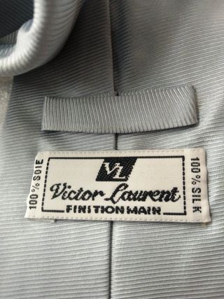 Corbata Plateada de Pura Seda