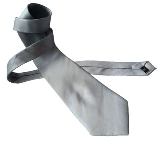 Corbata Plateada de Pura Seda