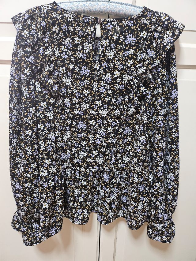 Blusa Primark floral multicolor talla 40