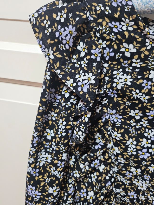 Blusa Primark floral multicolor talla 40