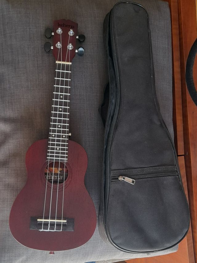 Ukelele kehena serie ka con funda
