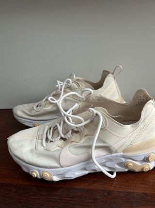 Zapatillas Nike React Element Beige