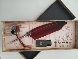 Pluma estilográfica antigua