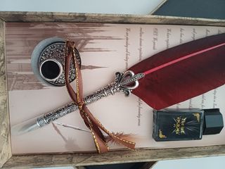 Pluma estilográfica antigua