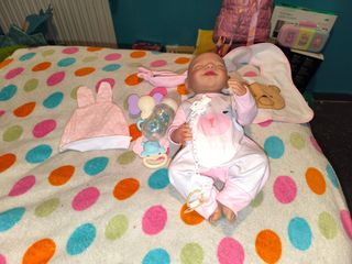 Muñeca reborn bebé
