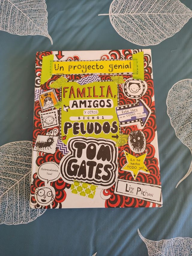 Tom Gates: Familia, amigos y otros bichos pelud...