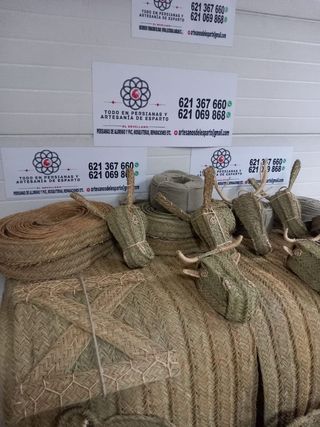 ESTERONES DE ESPARTO, ALFOMBRAS, ZÓCALOS A MEDIDA