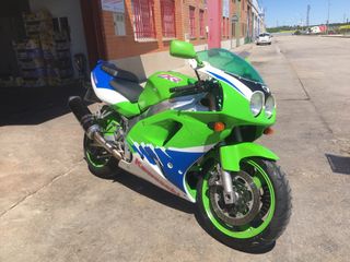 Kawasaki Zxr 750 L muy cuidada perfecta