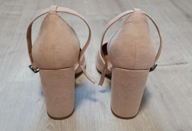 Zapatos tacón Asos Talla 38