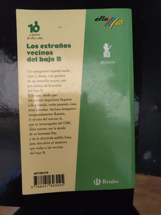 EXTRAÑOS VECINOS DEL BAJO B