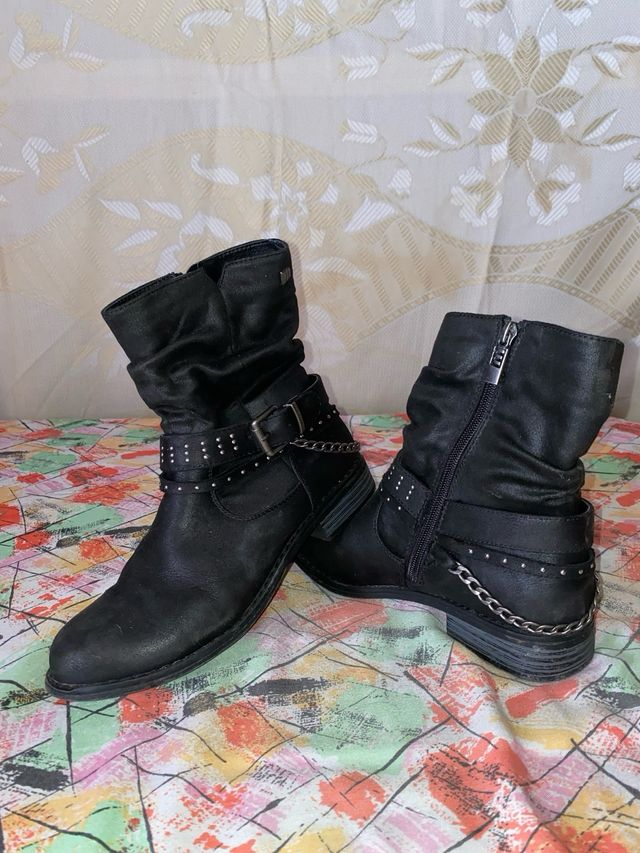 Botas negras mujer