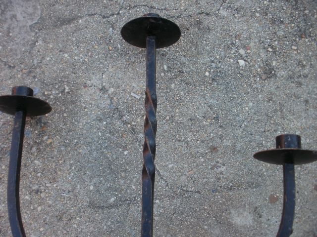 Candelabro de hierro.