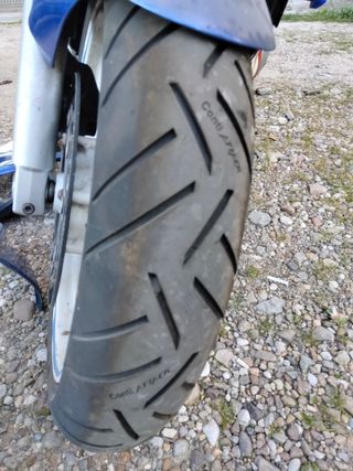 Yamaha R6 - Moto deportiva