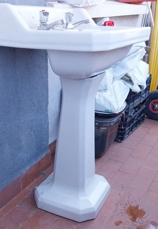 LAVABO CON PIE VINTAGE MARCA ROCA AÑOS 50's