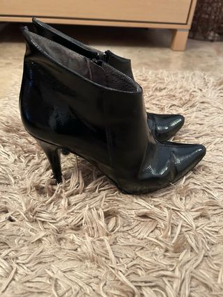Botines negros Cuple charol