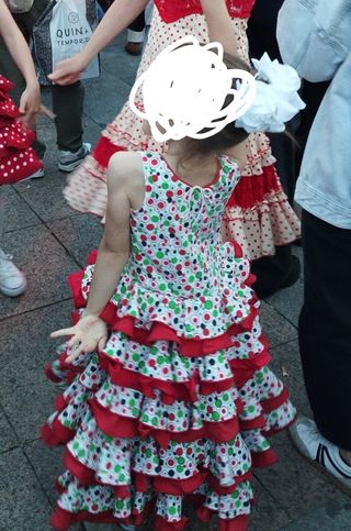 Traje de flamenca talla 4-7 años