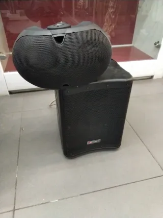 Altavoz Mark miniman bat muy potente y sonido prof
