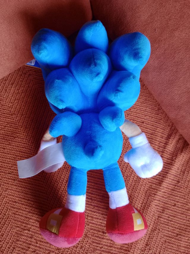 NUEVO Peluche Sonic 30cm con etiqueta