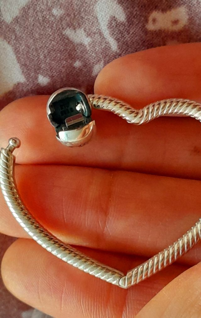 Pandora portacharms corazón plata