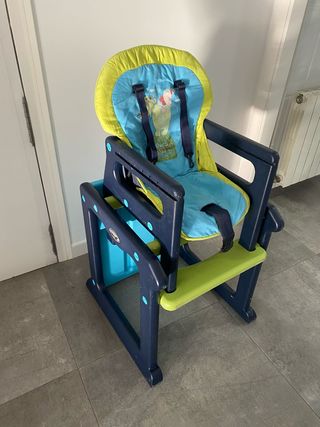 Mesa y sillas  niño niña