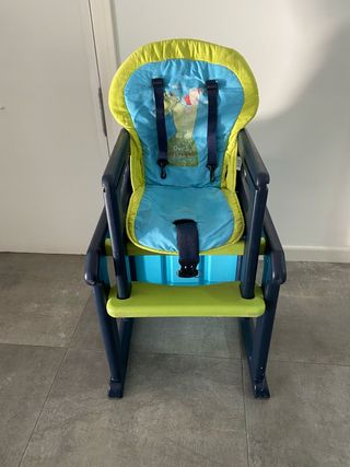 Mesa y sillas  niño niña