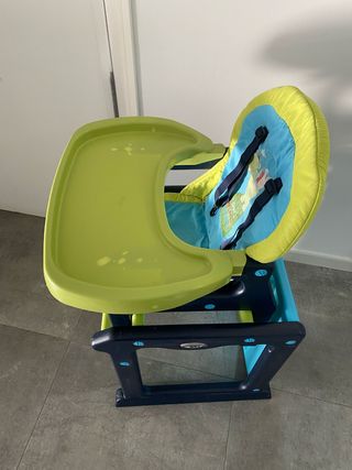 Mesa y sillas  niño niña