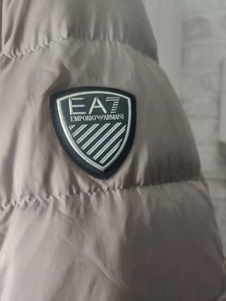 Chaqueta EA7 Emporio Armani beige