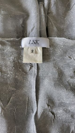 Elegante y exclusivo vestido.