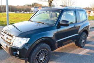 Mitsubishi Montero 2009