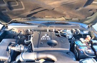 Mitsubishi Montero 2009