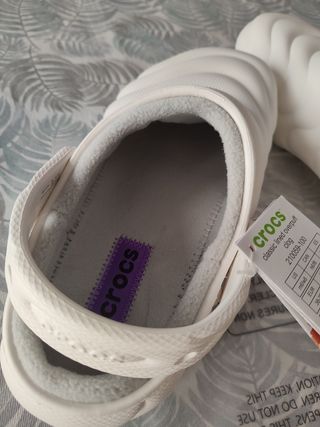 Crocs forradas nuevas