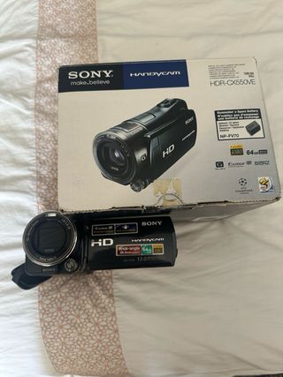 Sony Handycam HDR-CX550VE + 2 baterías