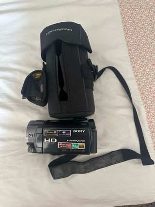 Sony Handycam HDR-CX550VE + 2 baterías