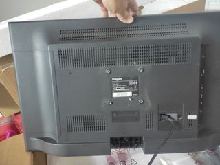 TV Engel 24" negra