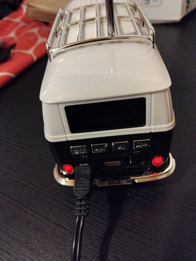 VW coluna/leitor mp3/radio fm