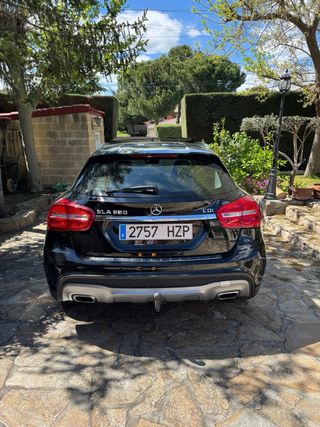 Mercedes-Benz GLA 2014