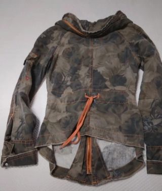 Chaqueta militar Guess talla S