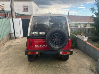 Suzuki Samurai 1985