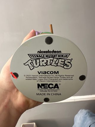 FIGURA RESINA TMNT DONATELLO NECA OFICIAL