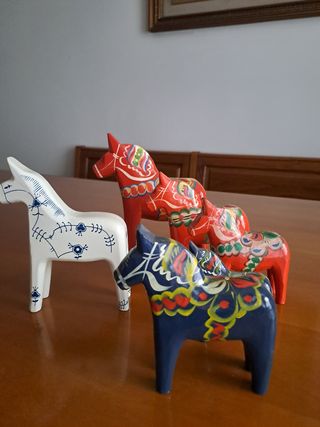 Cavalli Dala Svedesi Dipinti a Mano