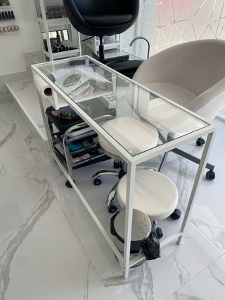 Tavolo per manicure studio ricezione ufficio