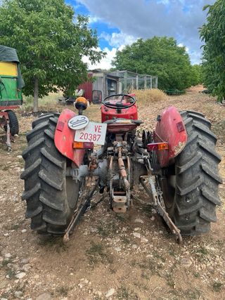 Tractor Massey Ferguson 147 -VE20387